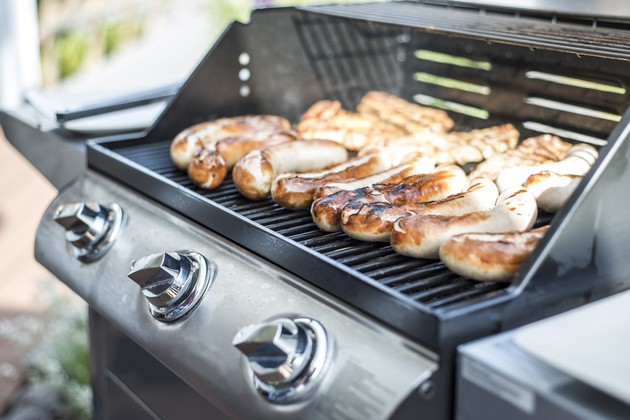 Best-Gas-Grill-Under-300-01 How to Choose the Best Gas Grill For a Limited Budget