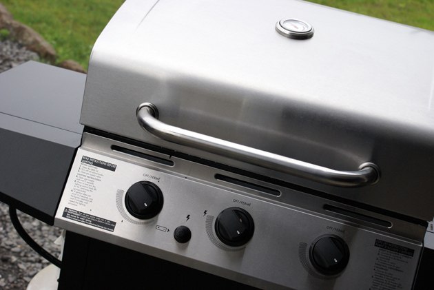 Smoking Italian Sausage: A Basic But Tasty Recipe